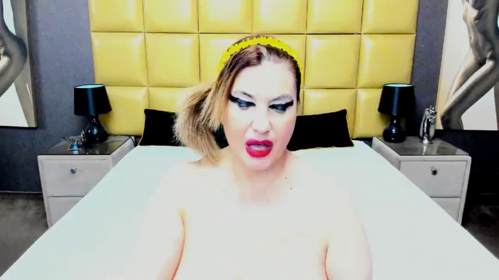 KiraLeila
