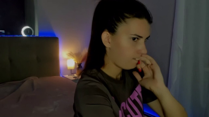 LauraLeee