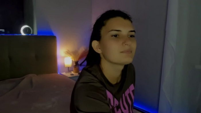 LauraLeee