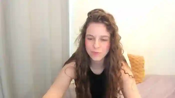 2025/08/25/streamate-rubycurlyx-17-44-21
