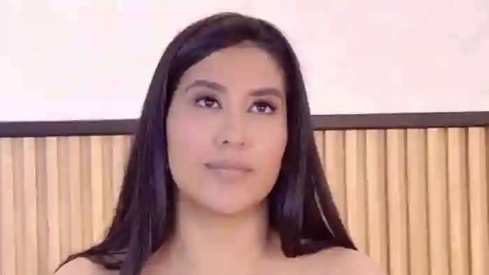 2025/08/26/streamate-kimmorris-21-53-03