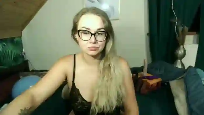 2025/08/26/streamate-milfjutha-19-41-09