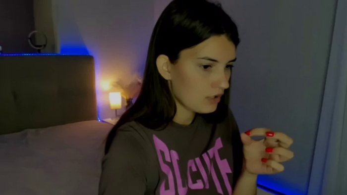 LauraLeee