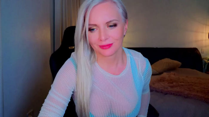 MsLindsayDevis