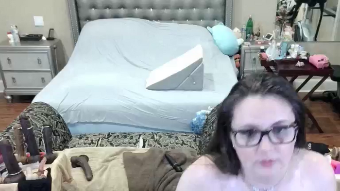 lucy_aura