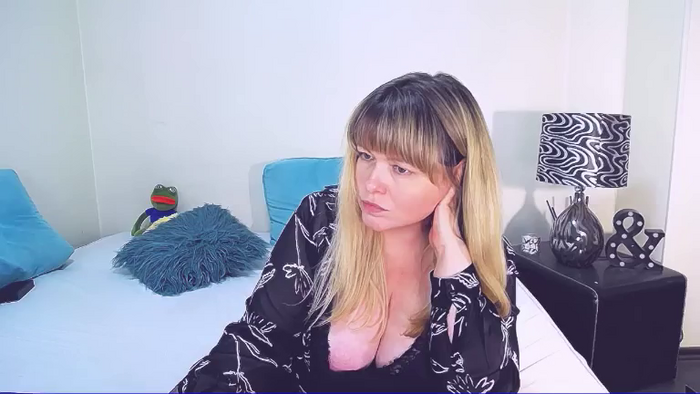 BlondeDesires