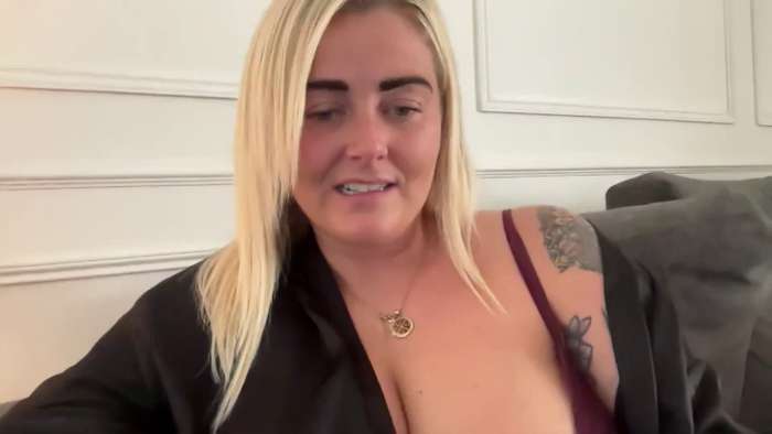 Busty_Lucy_UK