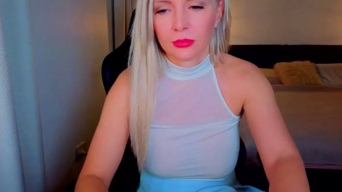 MsLindsayDevis