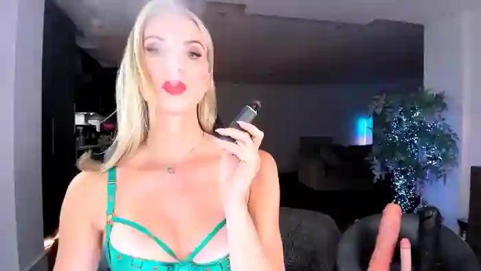 2025/08/29/streamate-elizabeth_gilbert-19-24-23