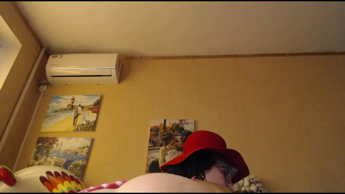 GloriaUpperLove