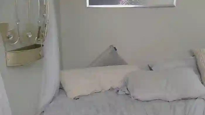 2025/08/29/streamate-julezmaria-05-20-19