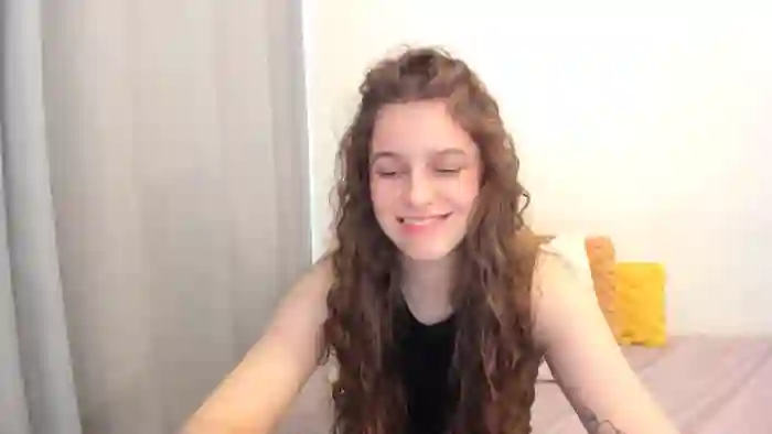 2025/08/29/streamate-rubycurlyx-14-34-00
