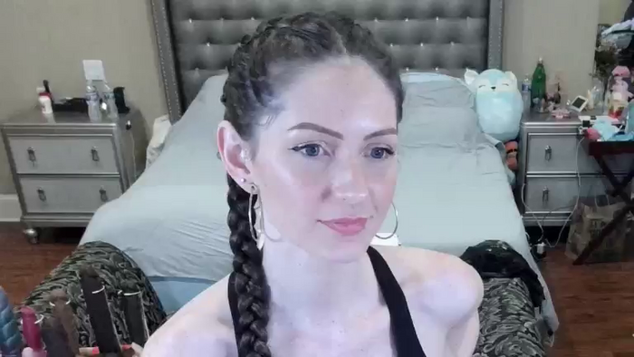 lucy_aura