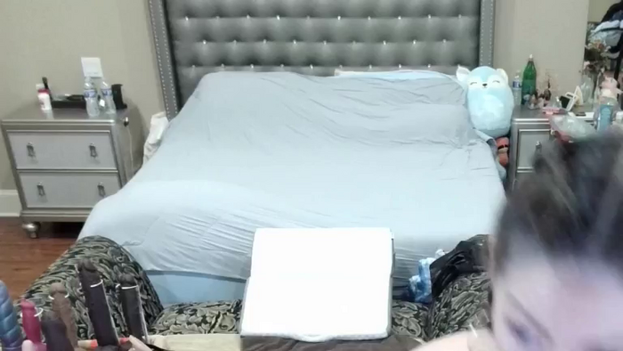 lucy_aura