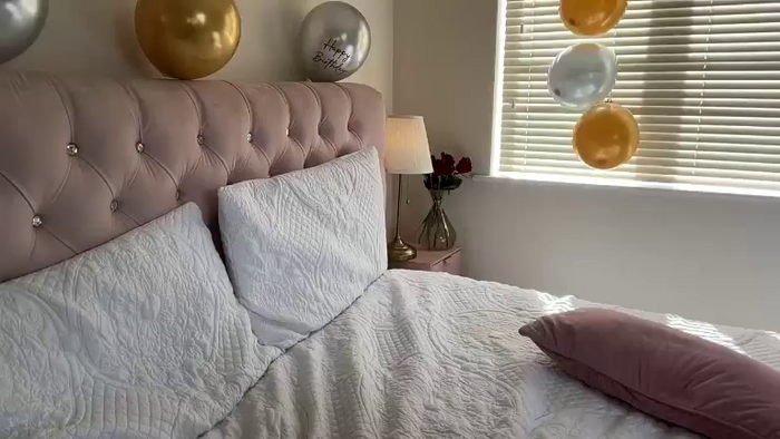 MiaBOOTYQueenUK