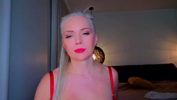 MsLindsayDevis