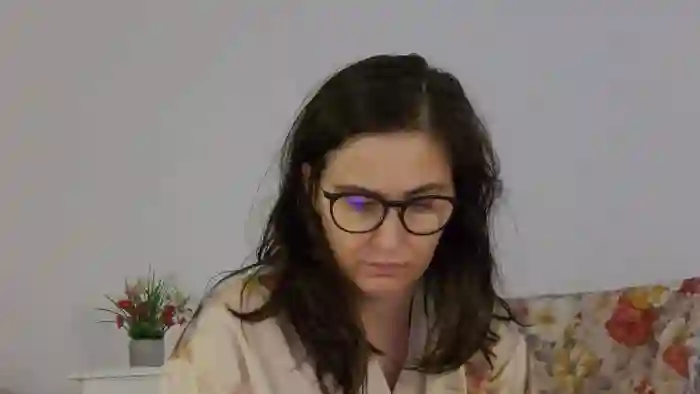 2025/08/31/streamate-sophieerain-09-08-11