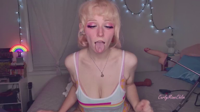 CurlyManeChloe