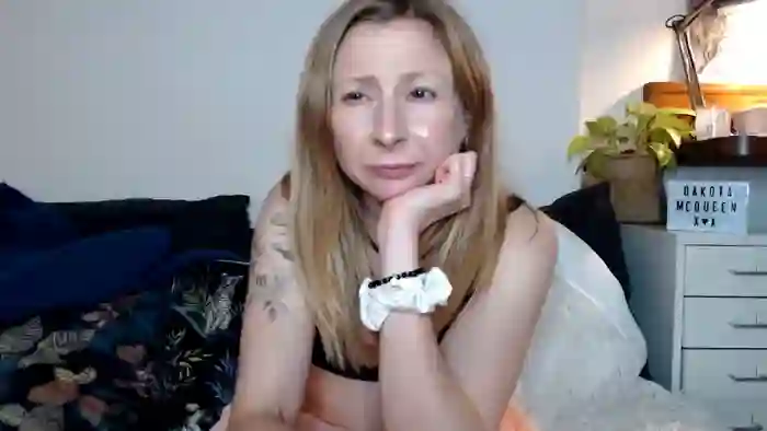 2025/09/01/streamate-dakotamcqueen-14-14-19