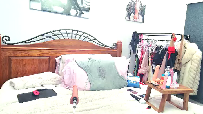TicklemyPink6969