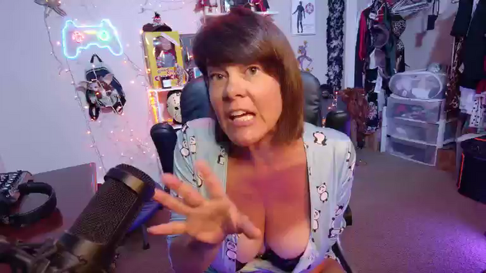 RebeccaLoveXXX
