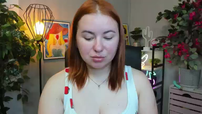 hotLaylaStar