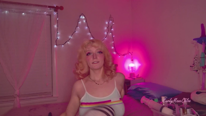 CurlyManeChloe