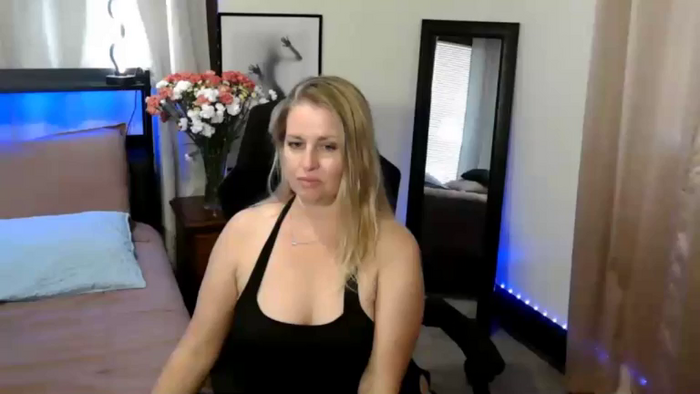HollieJuice