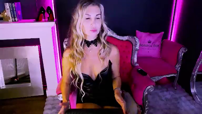 MillaVonLove