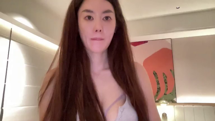 Skinny_Asian_Amanda