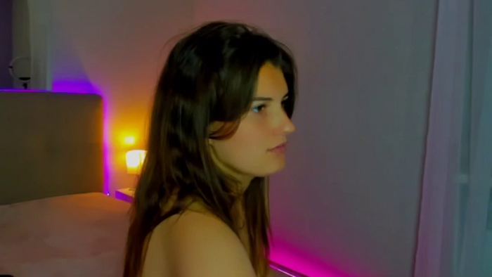 LauraLeee