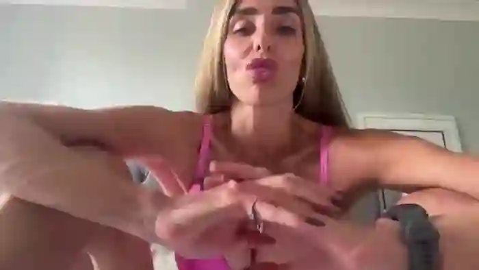 2025/09/10/streamate-ellalunaaa-10-33-31