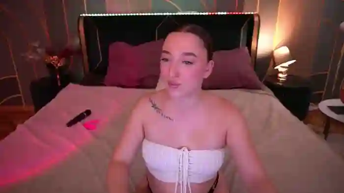 2025/09/11/streamate-monamourr-08-41-40