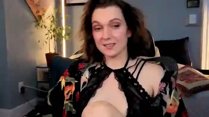2025/09/12/streamate-artiepaints-00-51-04