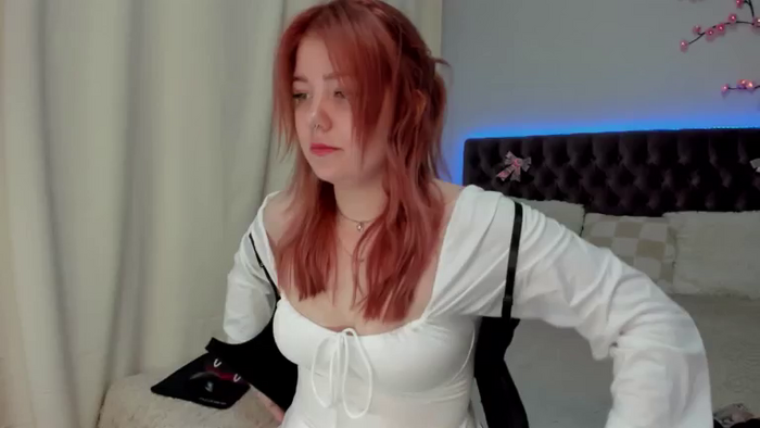 EllaMyerss