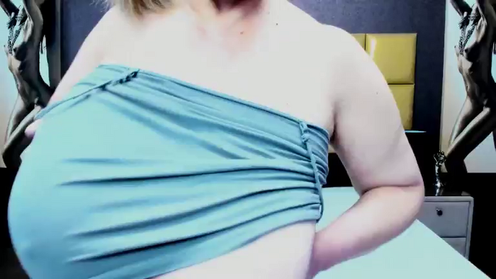 KiraLeila