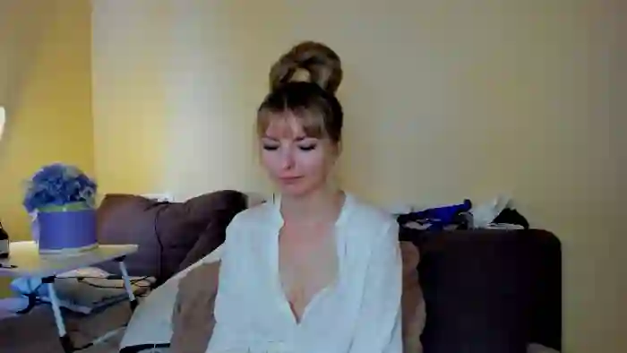 2025/09/12/streamate-moonlightgirl-05-45-51