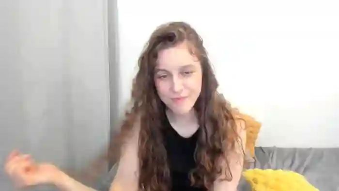 2025/09/12/streamate-rubycurlyx-12-37-11