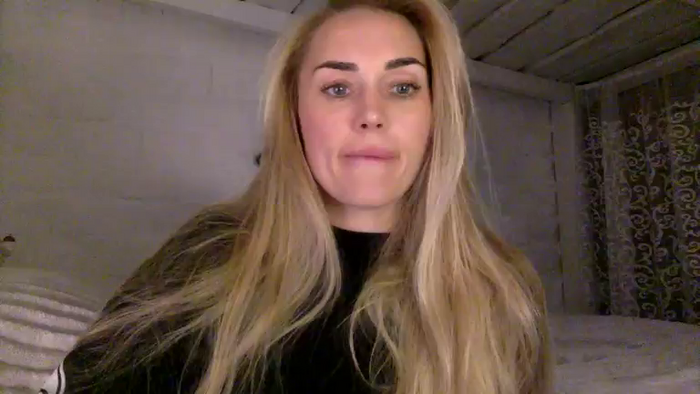 Tina_a