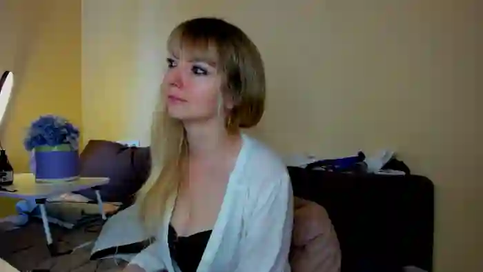 2025/09/13/streamate-moonlightgirl-07-22-55