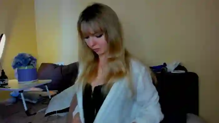 2025/09/13/streamate-moonlightgirl-07-51-35