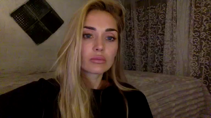 Tina_a