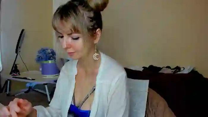2025/09/15/streamate-moonlightgirl-06-26-46