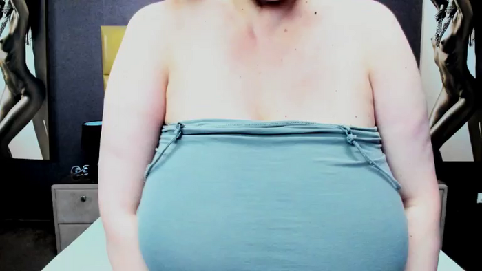 KiraLeila