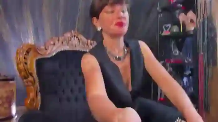 2025/09/16/streamate-mistresstaylor-23-37-00