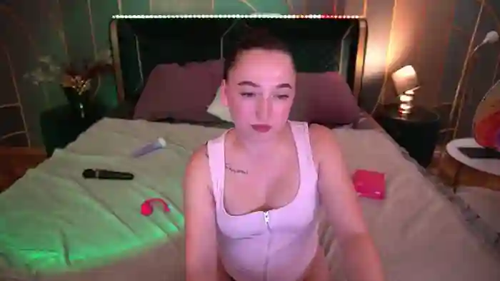 2025/09/16/streamate-monamourr-15-44-39