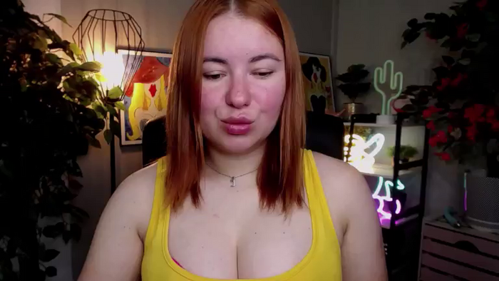 hotLaylaStar