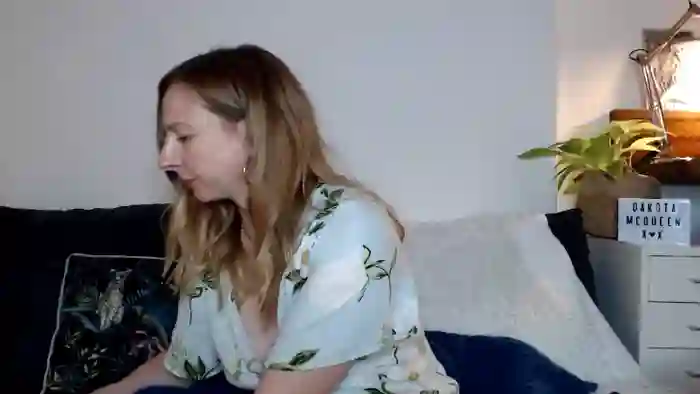 2025/09/17/streamate-dakotamcqueen-13-13-18