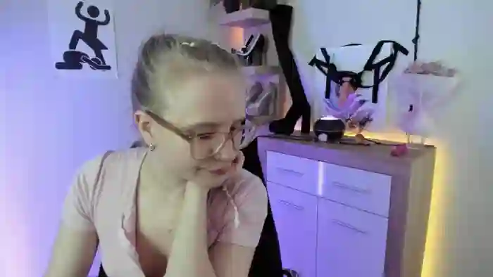 2025/09/17/streamate-nancyxstar-10-06-57