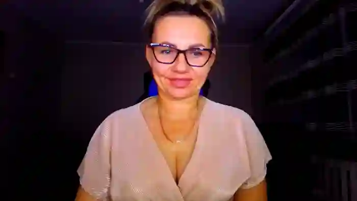 2025/09/17/streamate-starlitdream-19-52-41